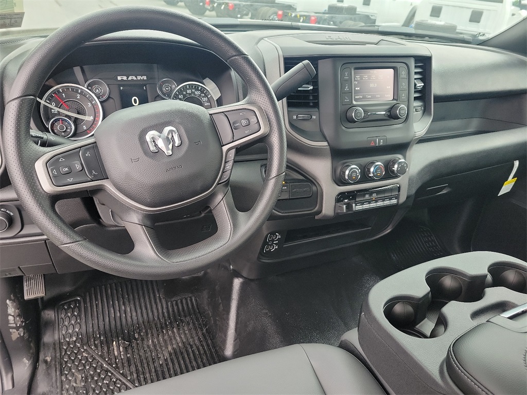 2024 Ram 5500HD Tradesman - Photo 10