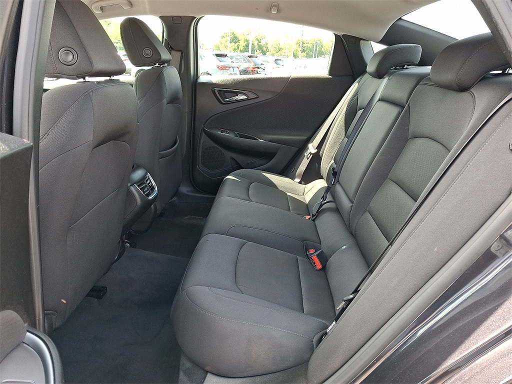 2023 Chevrolet Malibu LT - Photo 11