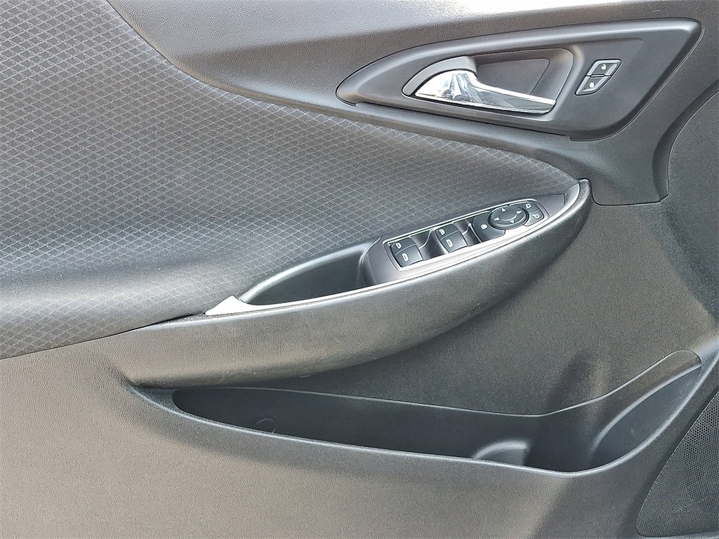 2023 Chevrolet Malibu LT - Photo 13