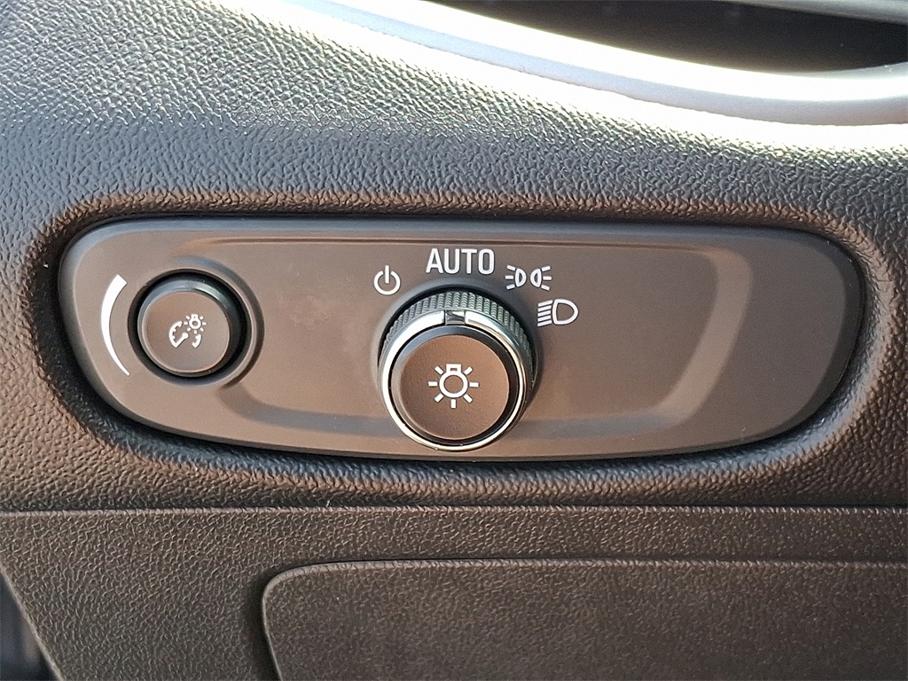 2023 Chevrolet Malibu LT - Photo 25