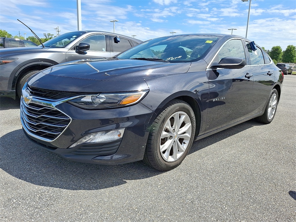 2023 Chevrolet Malibu LT - Photo 3