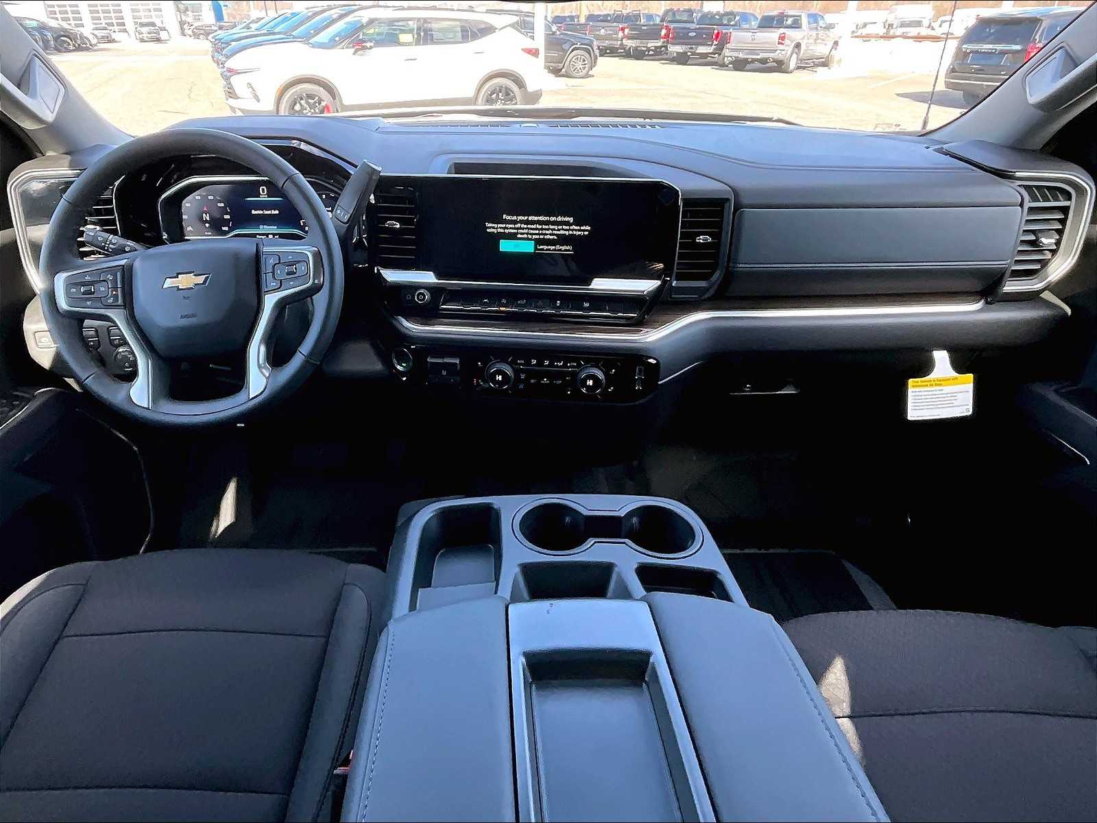 2025 Chevrolet Silverado 1500 LT - Photo 12