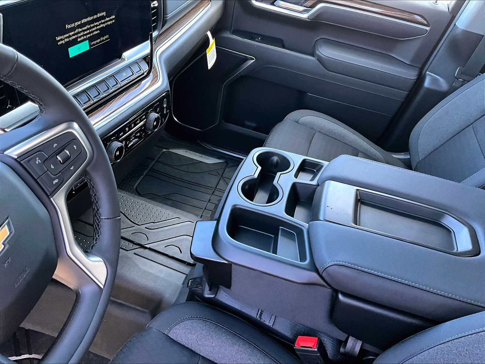 2025 Chevrolet Silverado 1500 LT - Photo 14