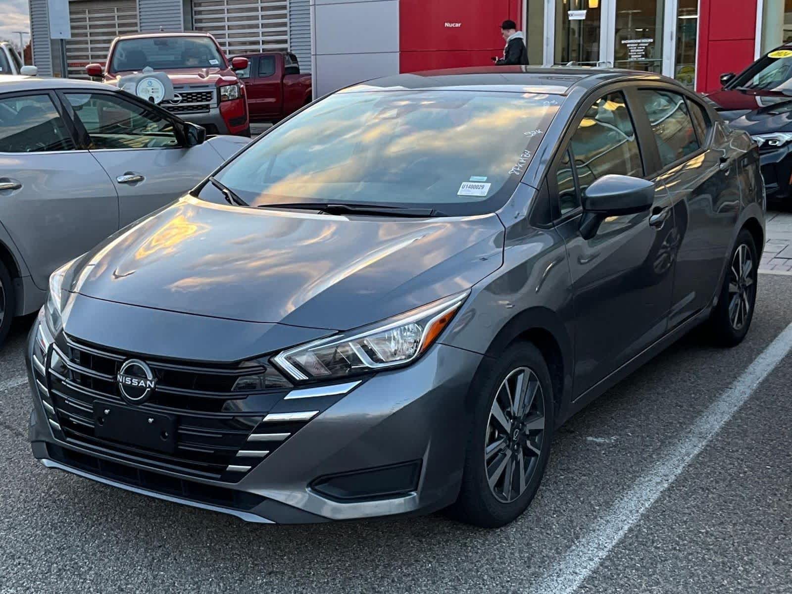 2023 Nissan Versa SV - Photo 3