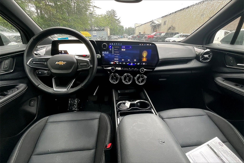 2024 Chevrolet Blazer EV LT - Photo 21