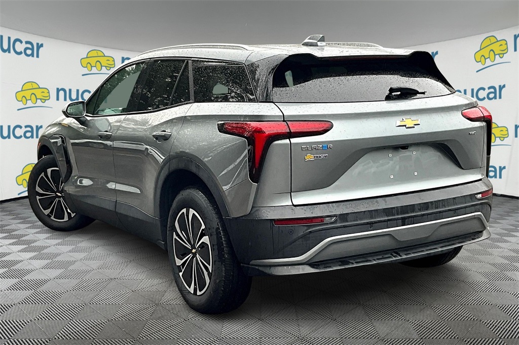 2024 Chevrolet Blazer EV LT - Photo 4