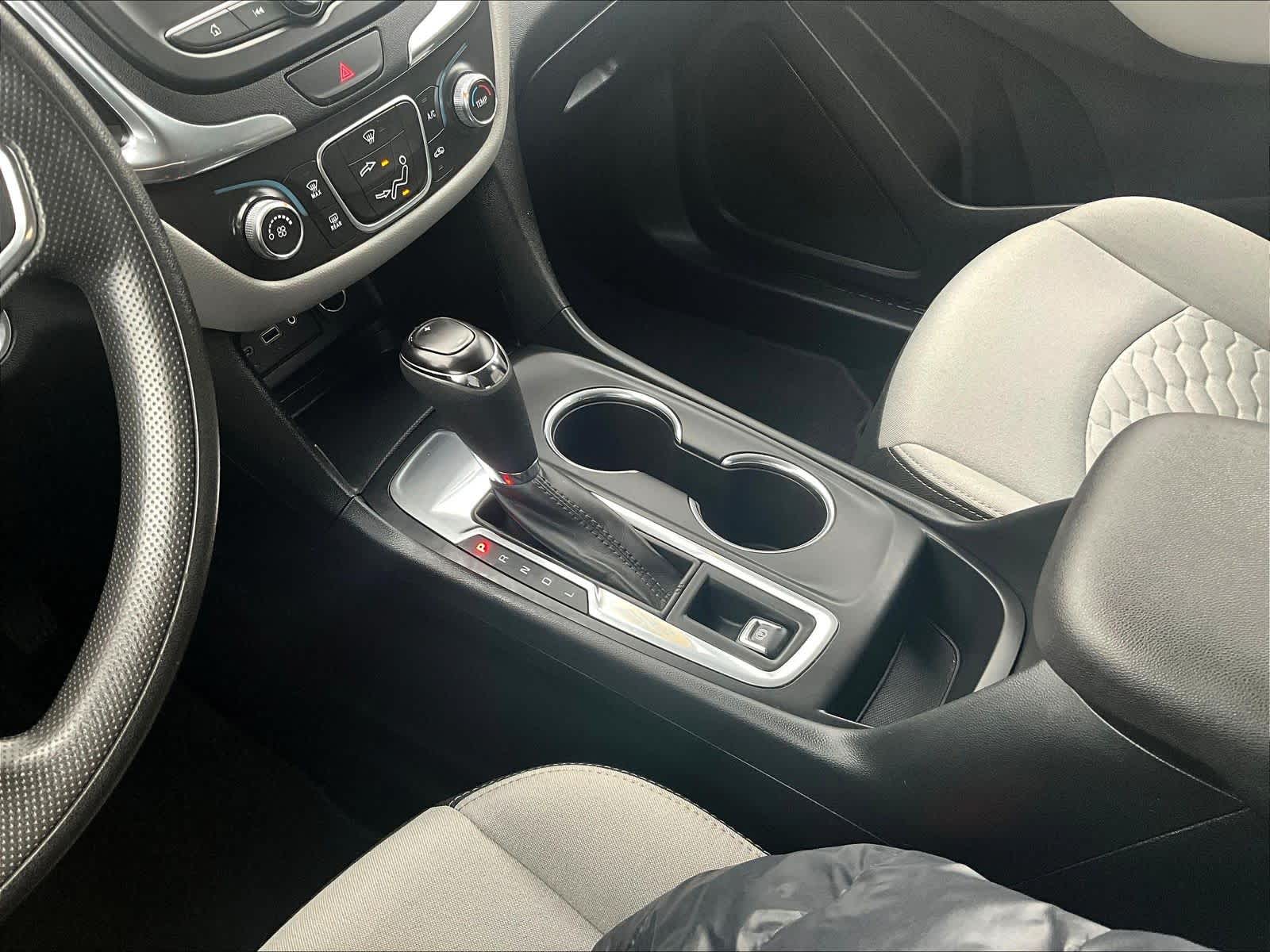 2019 Chevrolet Equinox LS - Photo 19