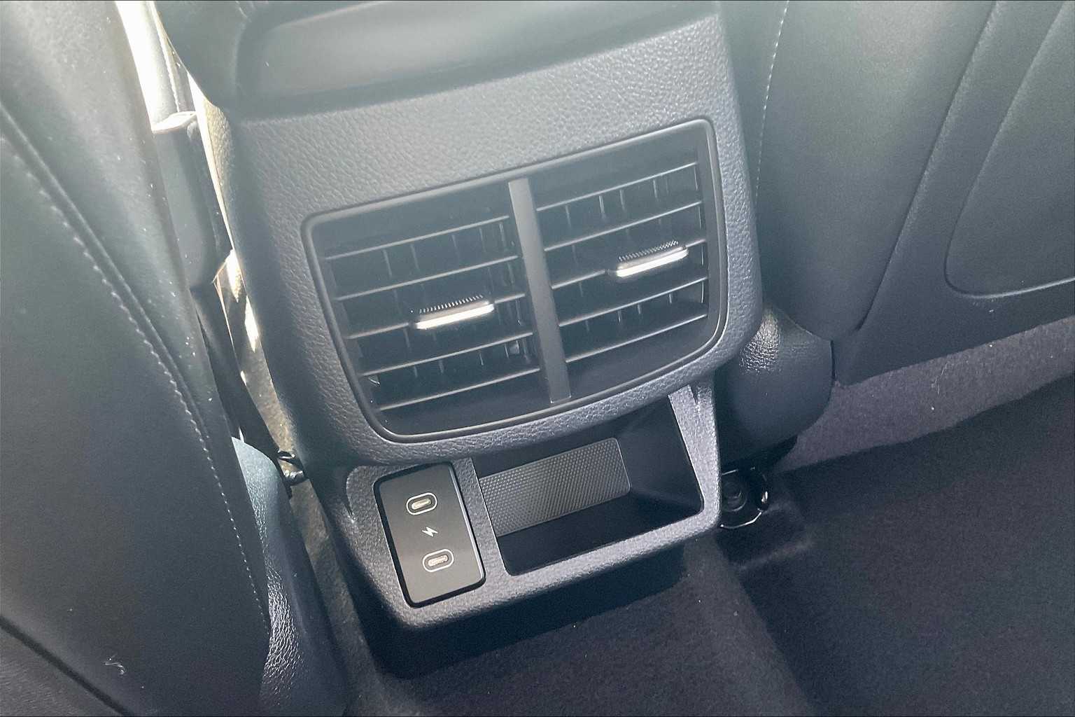 2024 Kia Seltos EX - Photo 28