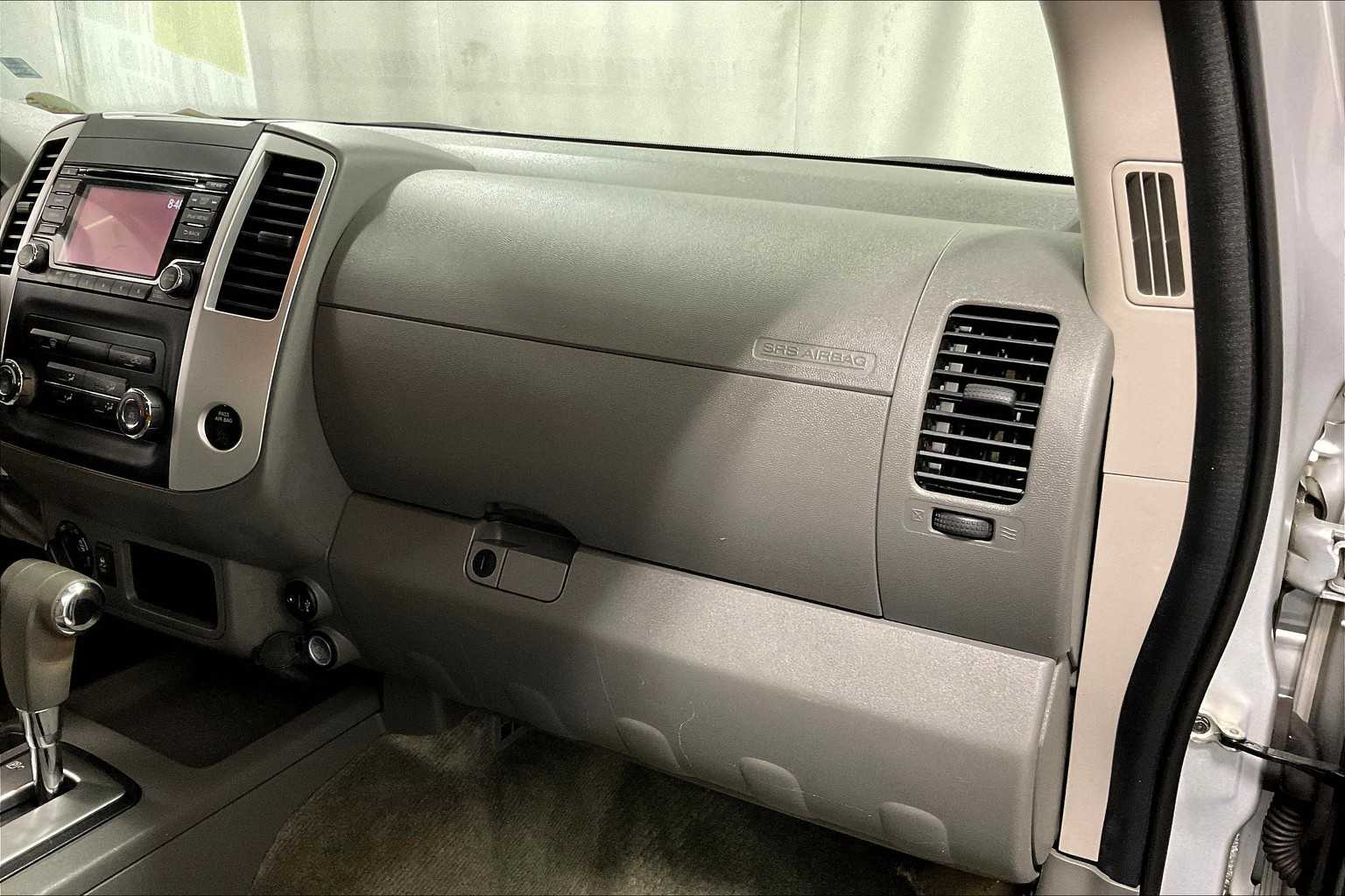 2018 Nissan Frontier SV V6 - Photo 13
