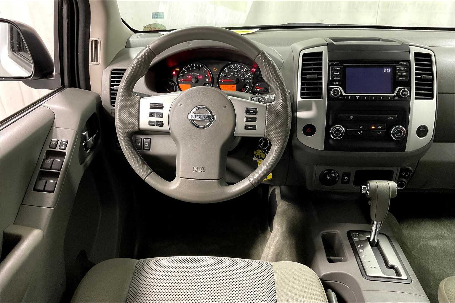 2018 Nissan Frontier SV V6 - Photo 17
