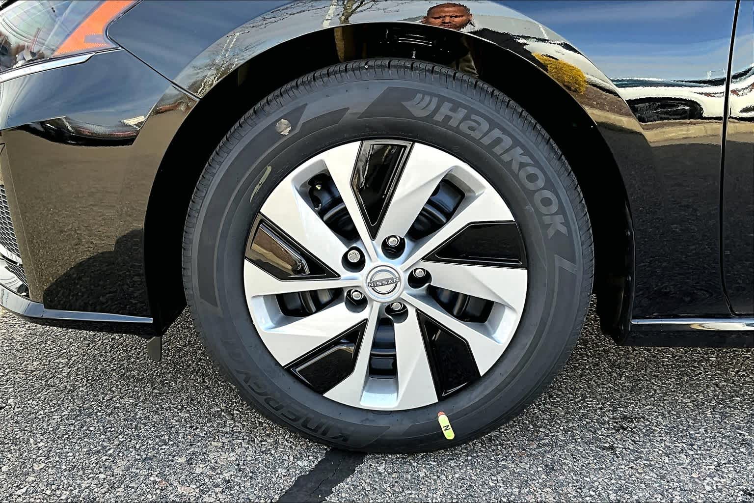 2025 Nissan Altima S - Photo 8