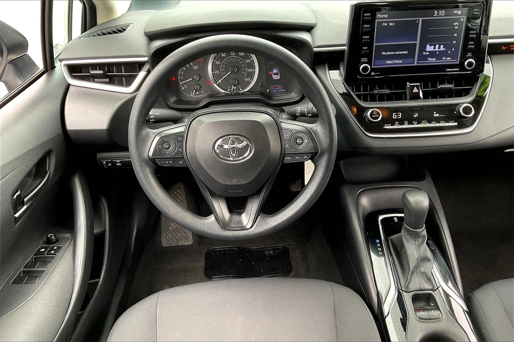 2022 Toyota Corolla LE - Photo 16