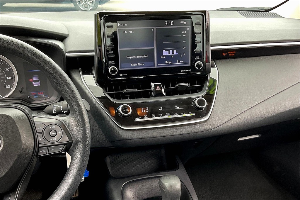 2022 Toyota Corolla LE - Photo 17