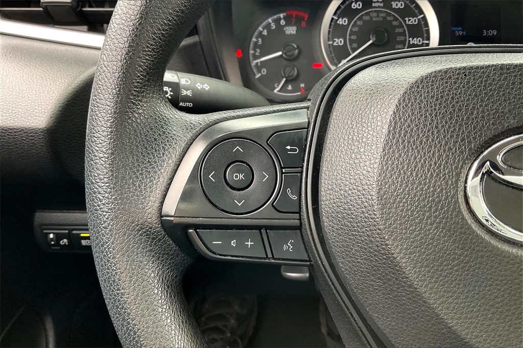 2022 Toyota Corolla LE - Photo 21