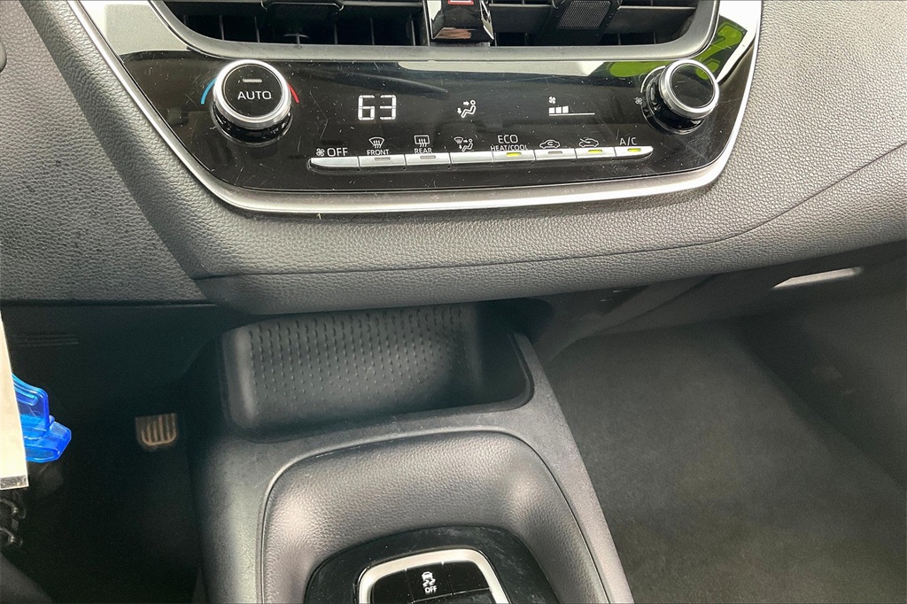 2022 Toyota Corolla LE - Photo 24