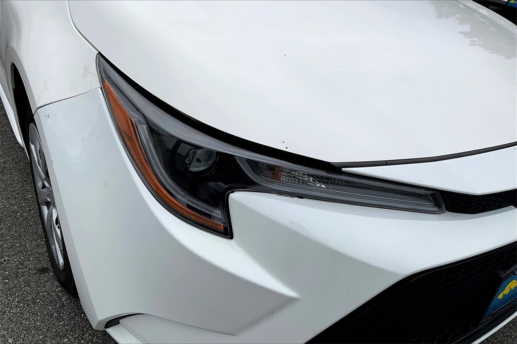 2022 Toyota Corolla LE - Photo 28