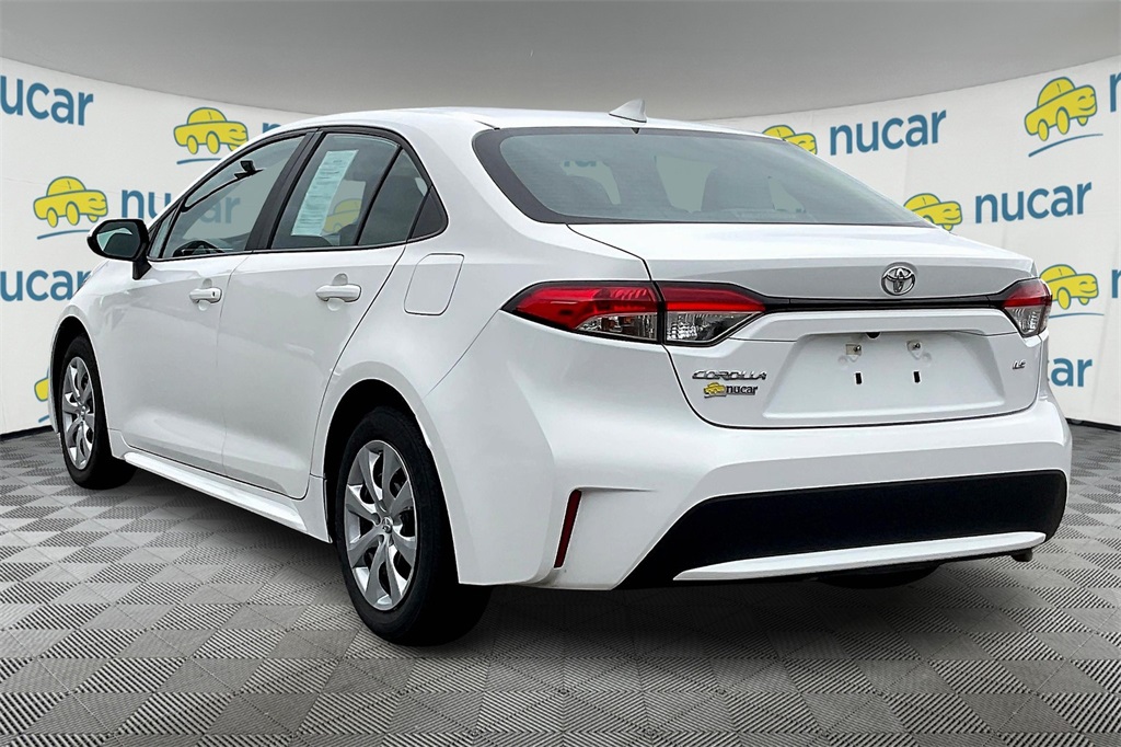2022 Toyota Corolla LE - Photo 4