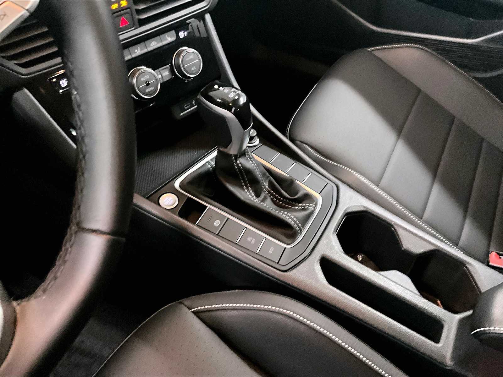 2023 Volkswagen Jetta SE - Photo 20