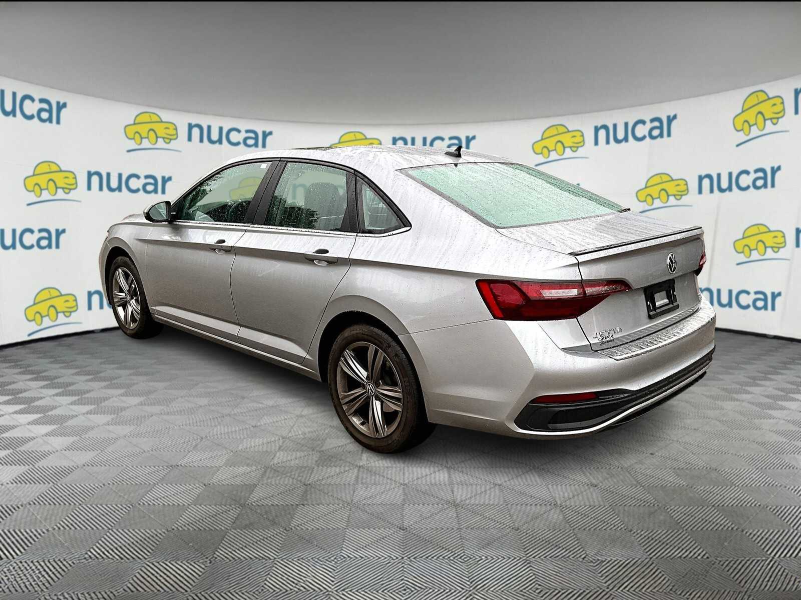 2023 Volkswagen Jetta SE - Photo 3