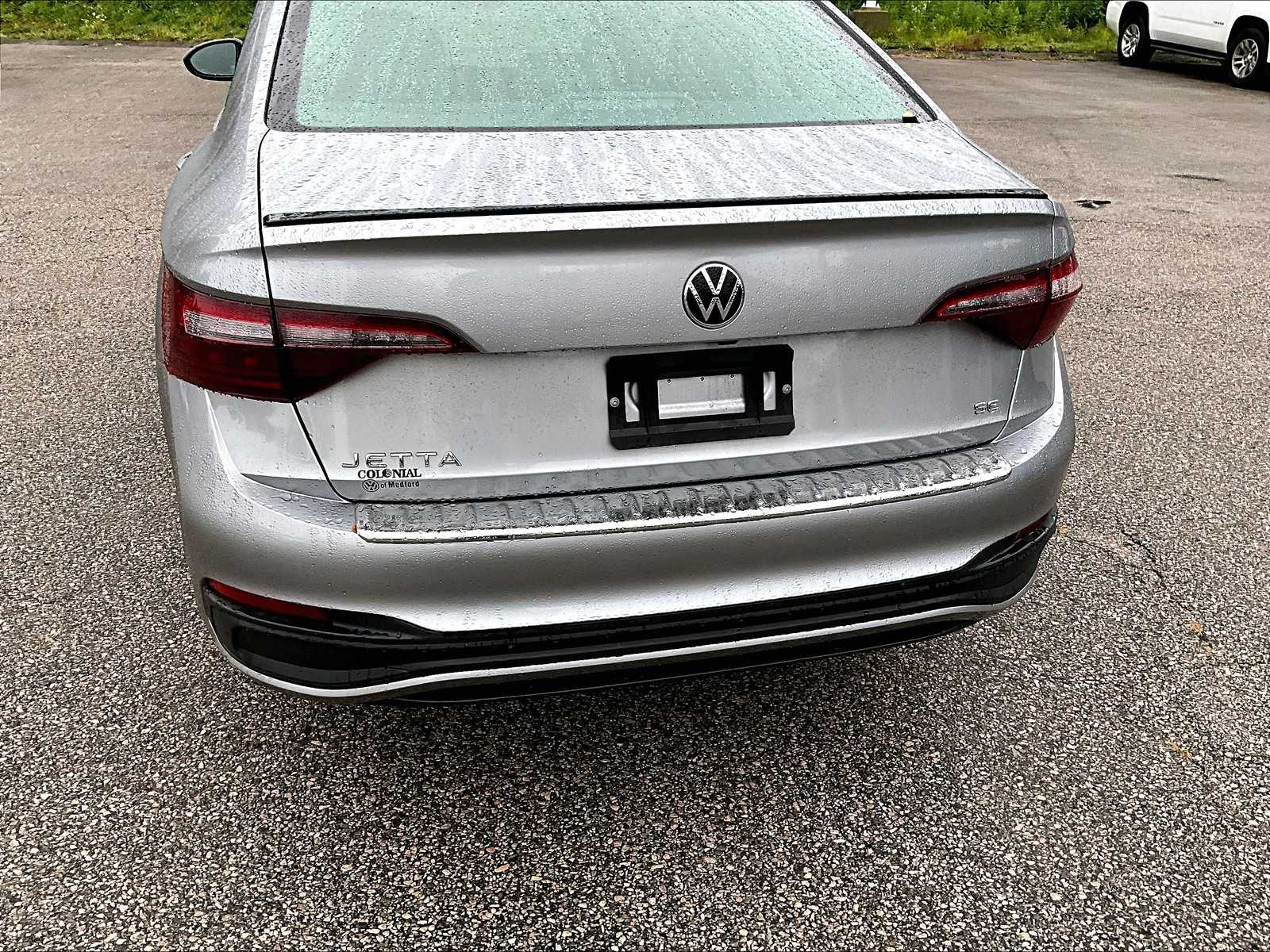 2023 Volkswagen Jetta SE - Photo 7
