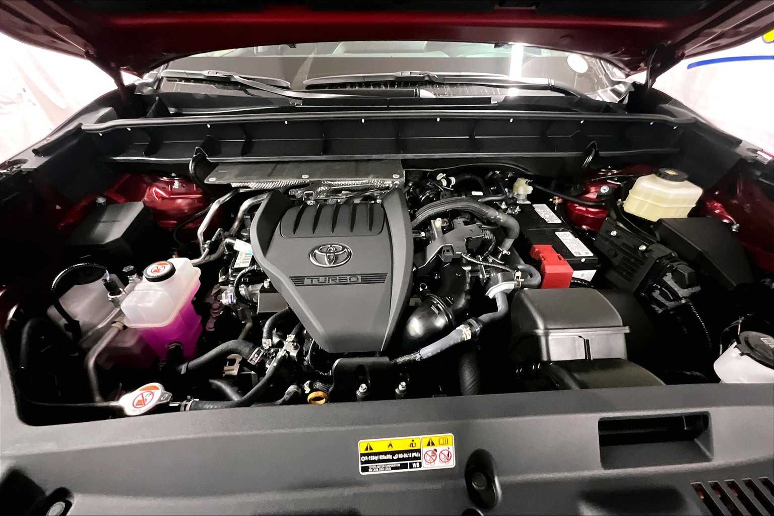2025 Toyota Highlander Platinum - Photo 16