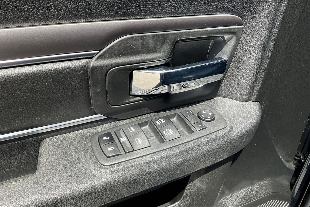 2022 Ram 1500 Classic Warlock - Photo 34