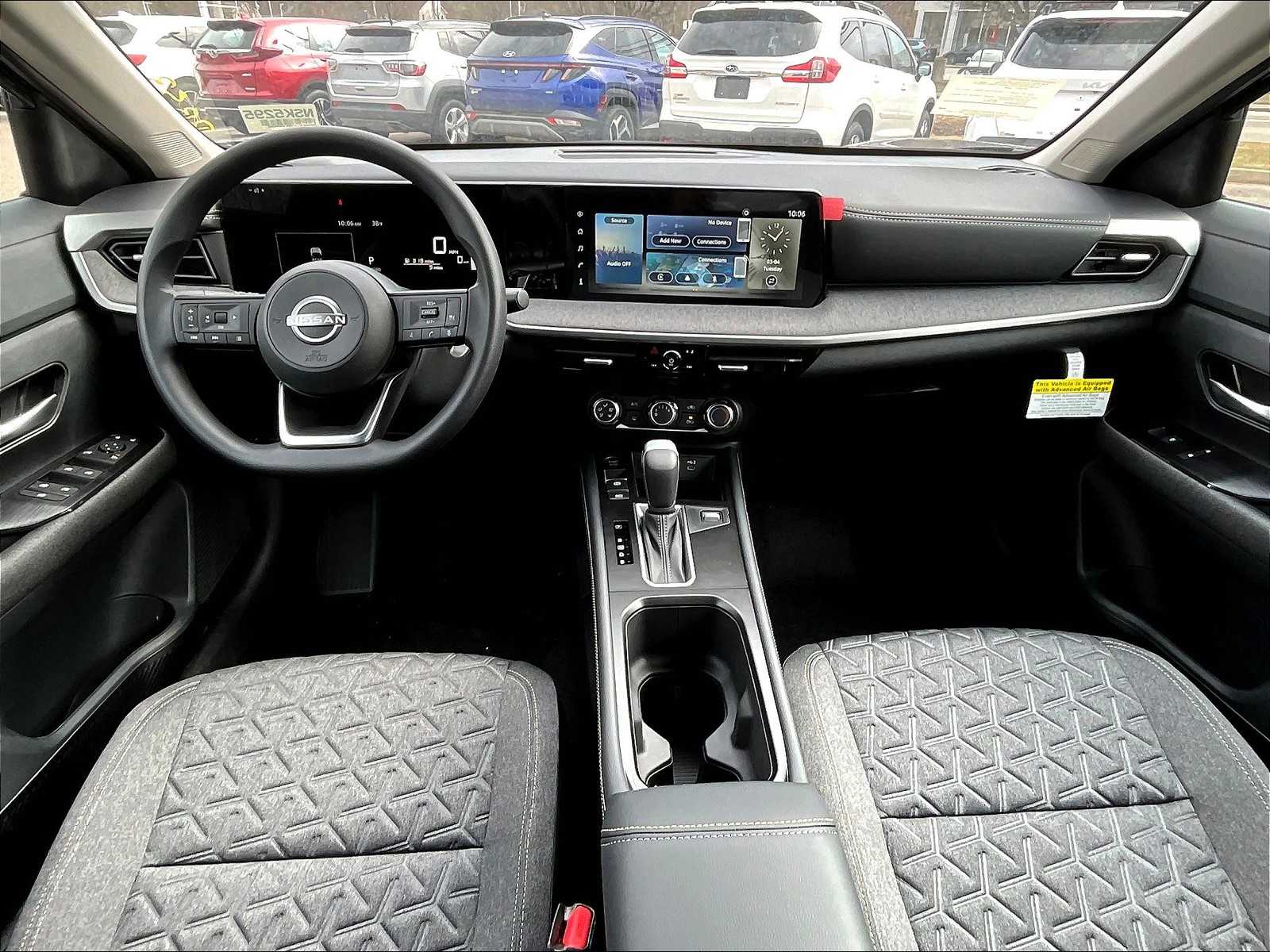 2025 Nissan Kicks SV - Photo 12