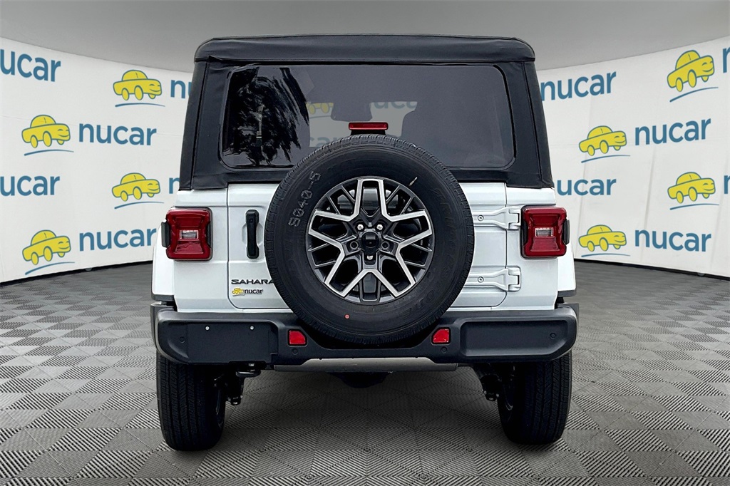 2025 Jeep Wrangler Sahara - Photo 6