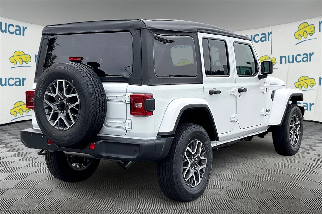2025 Jeep Wrangler Sahara - Photo 7