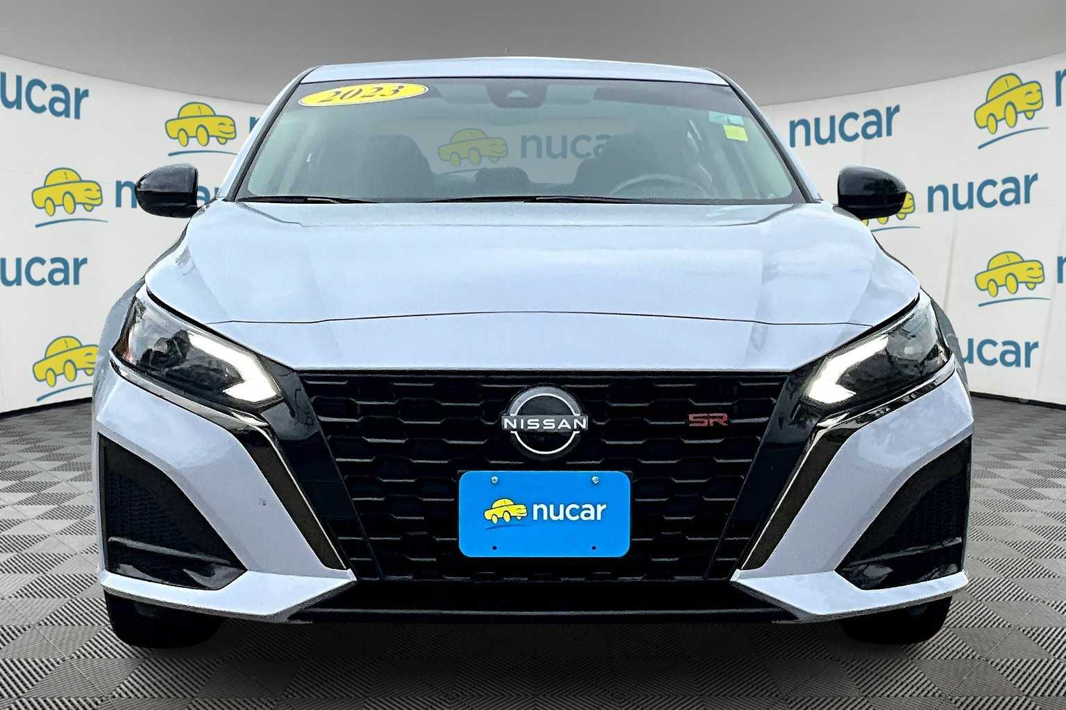 2023 Nissan Altima 2.5 SR - Photo 2