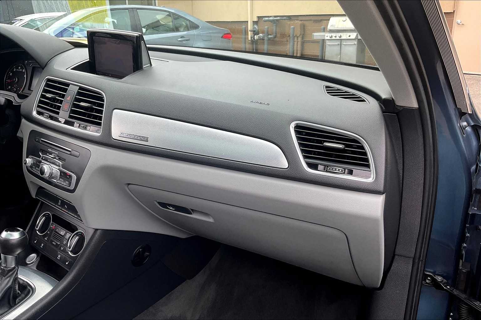 2016 Audi Q3 Premium Plus - Photo 13