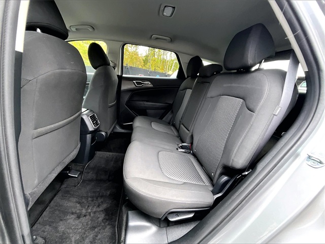 2024 Kia Sportage LX - Photo 21
