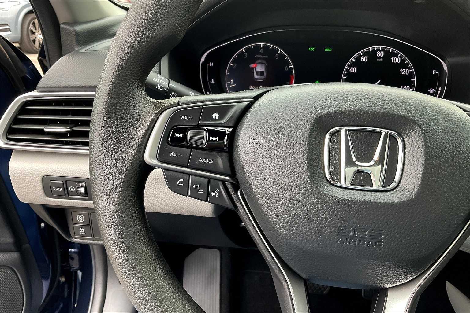 2019 Honda Accord LX 1.5T - Photo 22