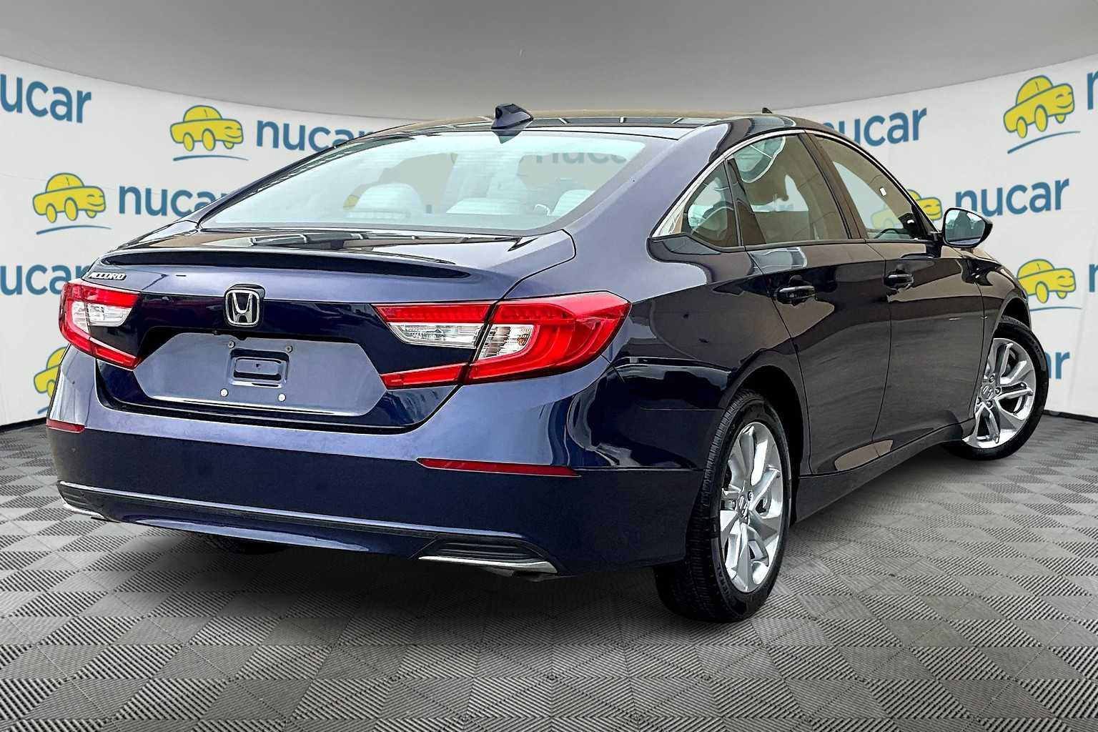 2019 Honda Accord LX 1.5T - Photo 6