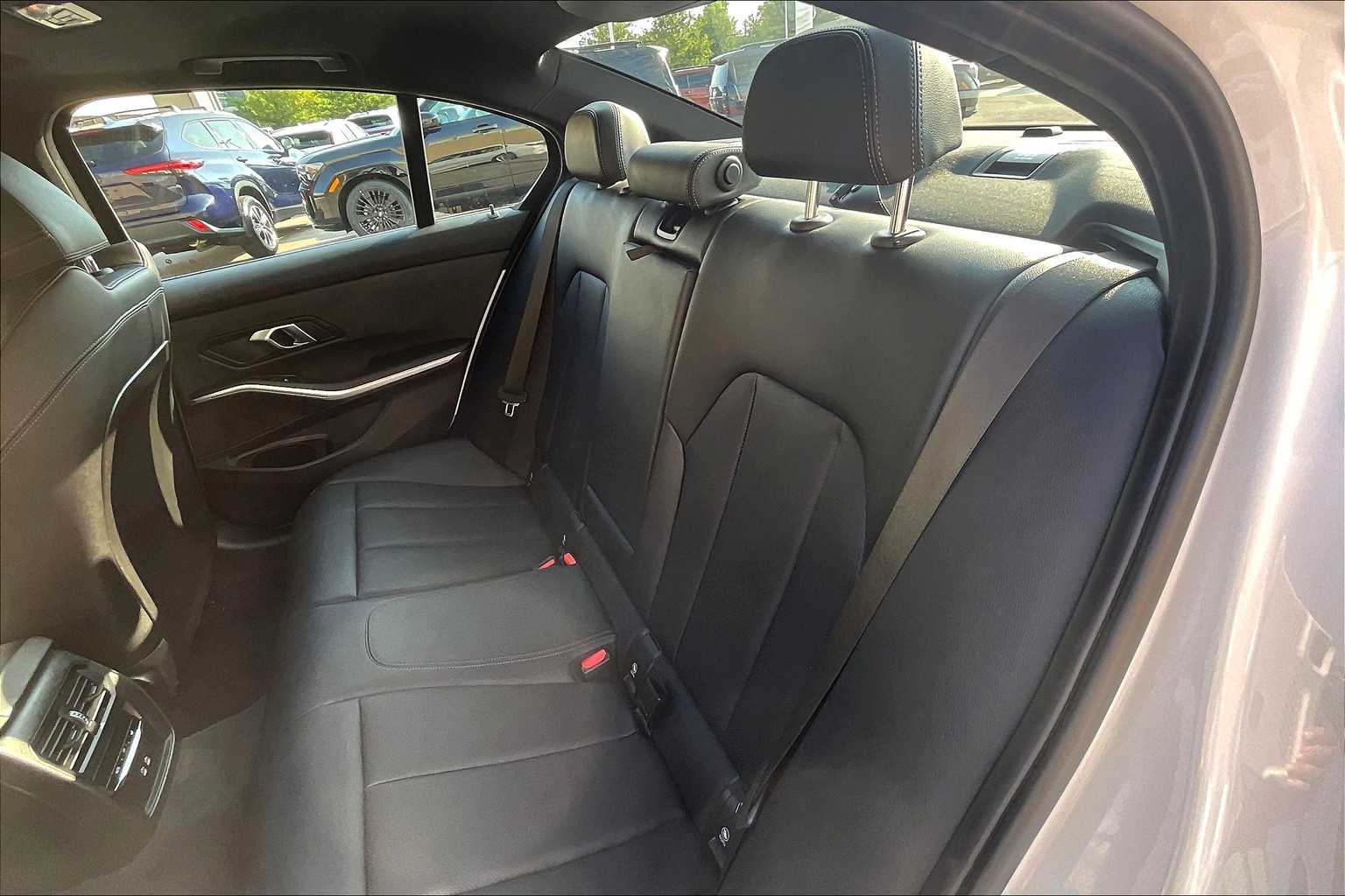 2024 BMW 3 Series 330i xDrive - Photo 15