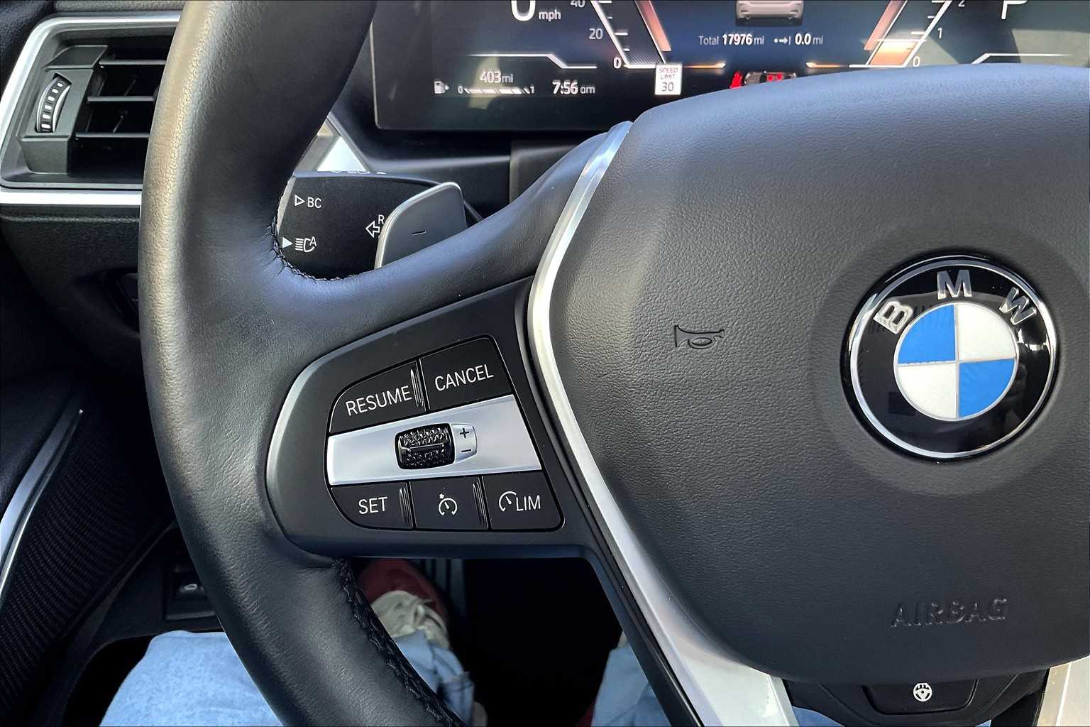 2024 BMW 3 Series 330i xDrive - Photo 23
