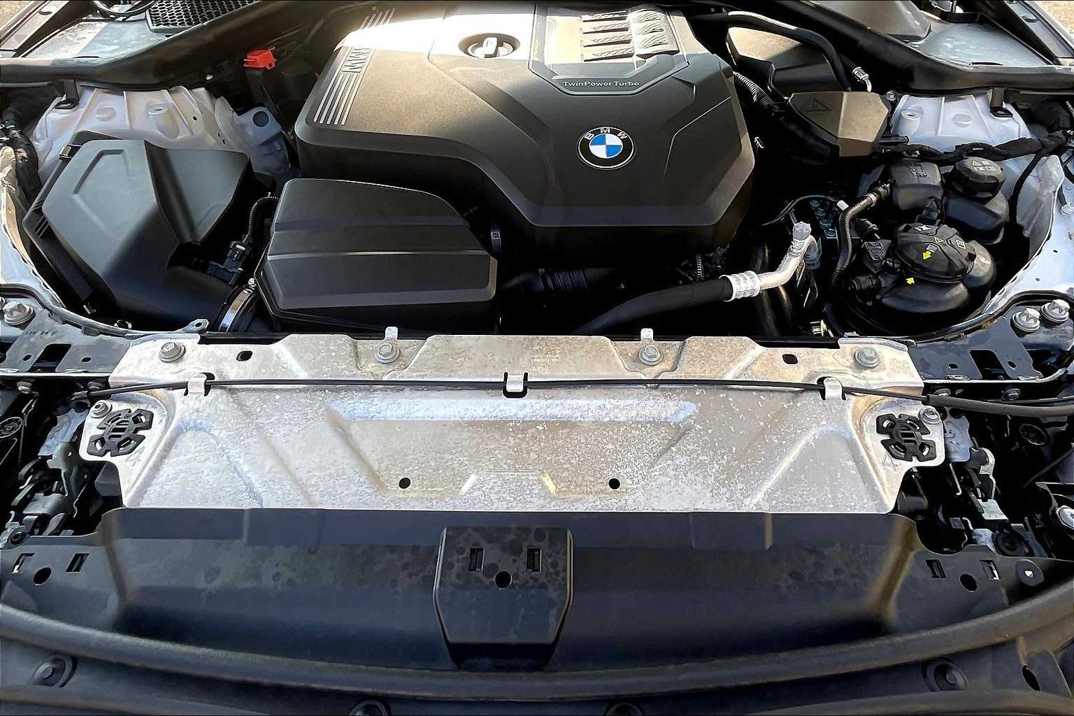 2024 BMW 3 Series 330i xDrive - Photo 30