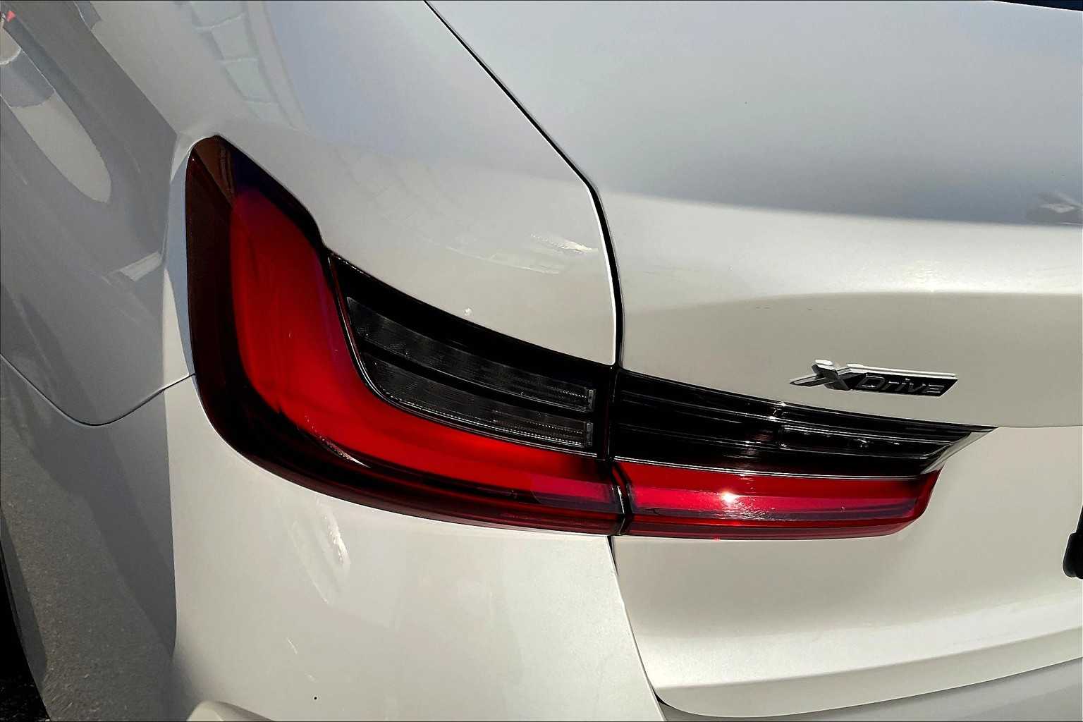 2024 BMW 3 Series 330i xDrive - Photo 34