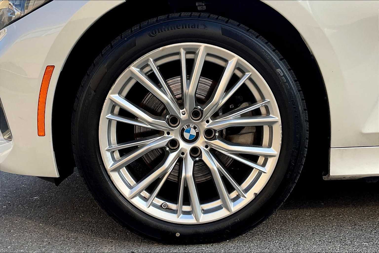 2024 BMW 3 Series 330i xDrive - Photo 7