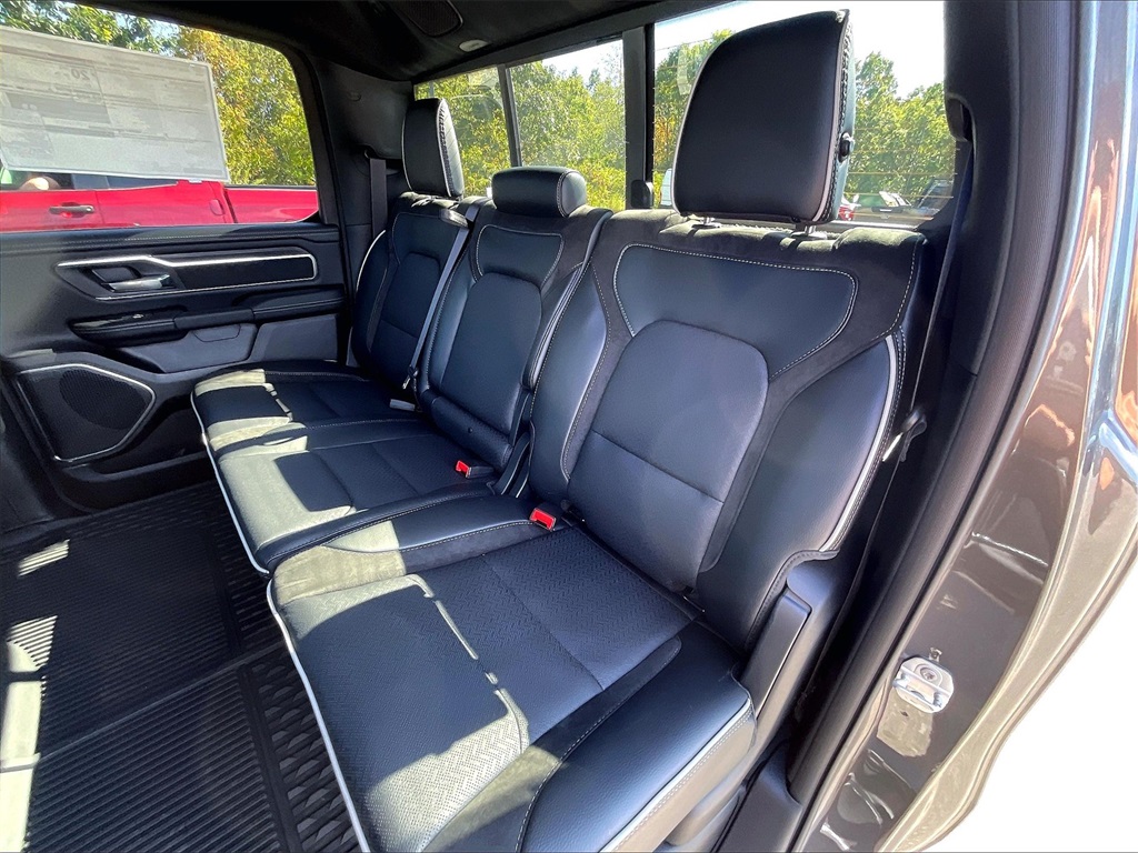 2026 Ram 1500 Laramie - Photo 15