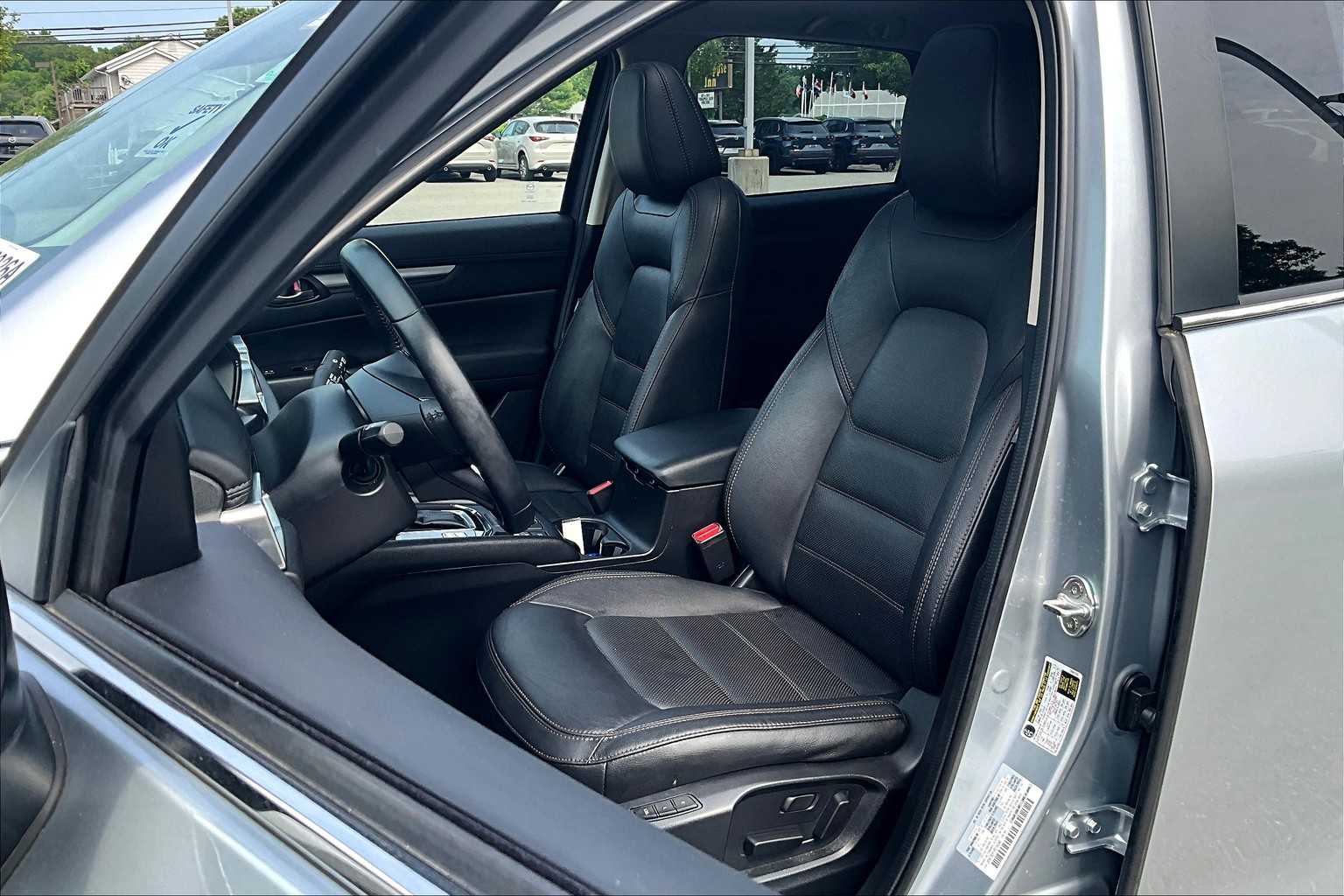 2023 Mazda CX-5 2.5 S Preferred Package - Photo 10