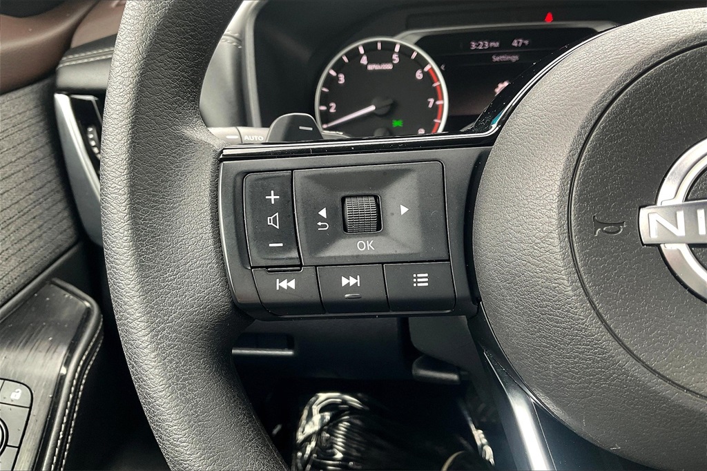 2022 Nissan Rogue SV - Photo 21