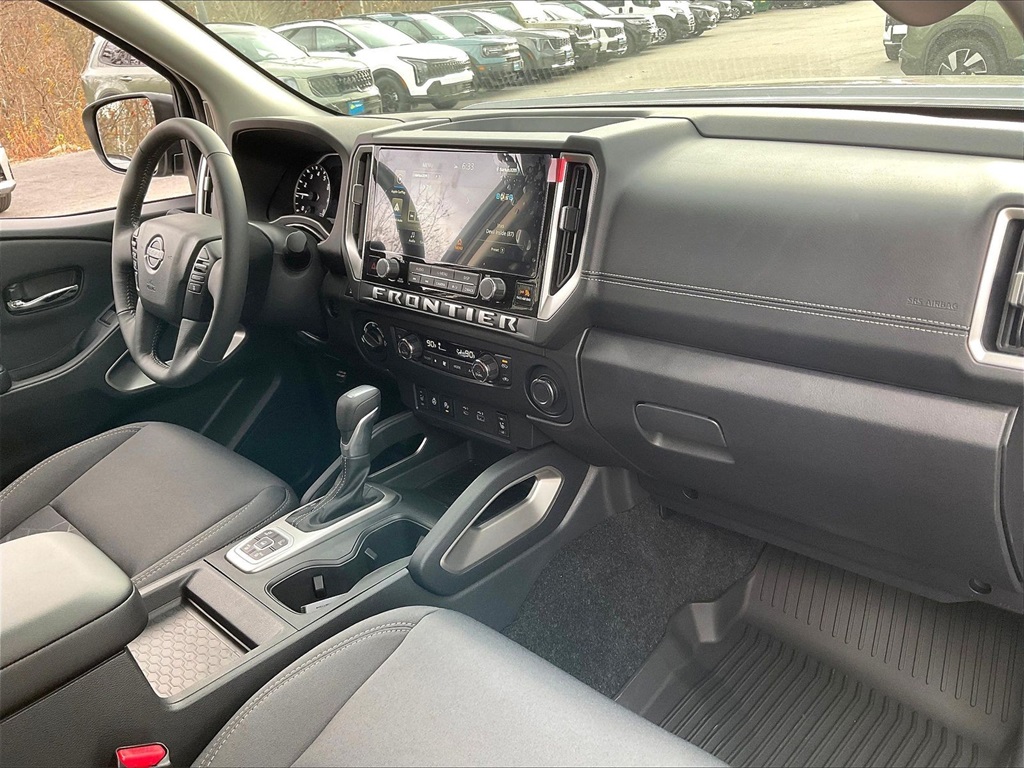 2026 Nissan Frontier SV - Photo 10
