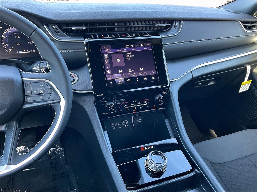 2025 Jeep Grand Cherokee L Laredo - Photo 12