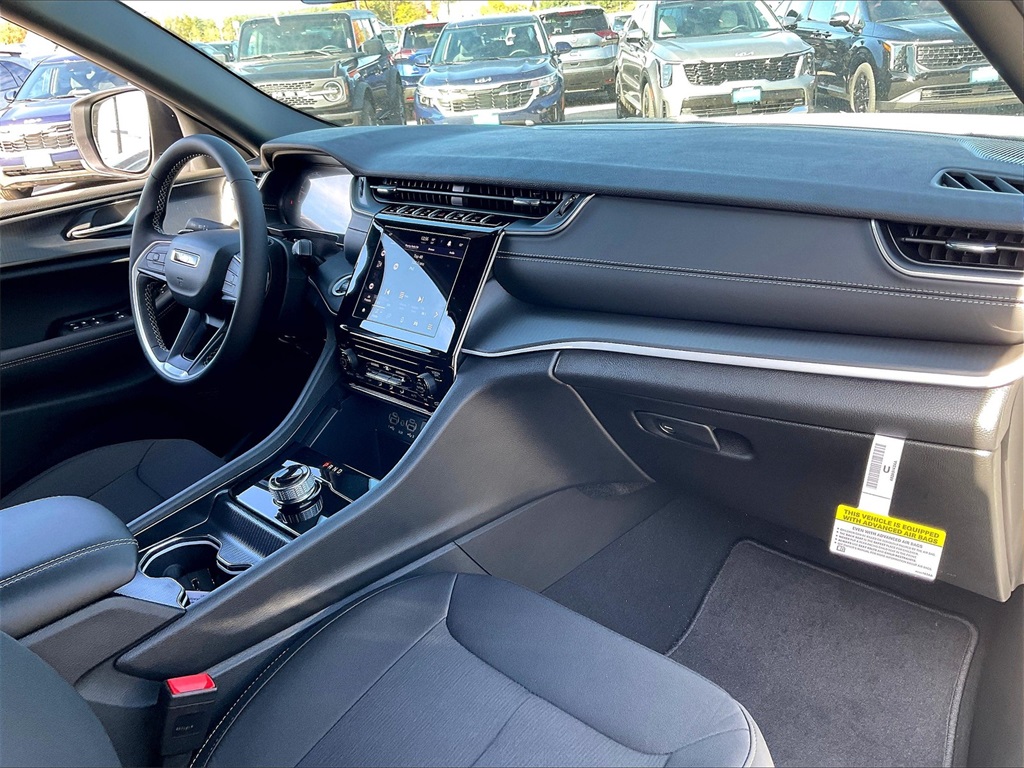 2025 Jeep Grand Cherokee L Laredo - Photo 9