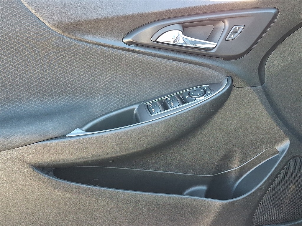 2023 Chevrolet Malibu LT - Photo 13
