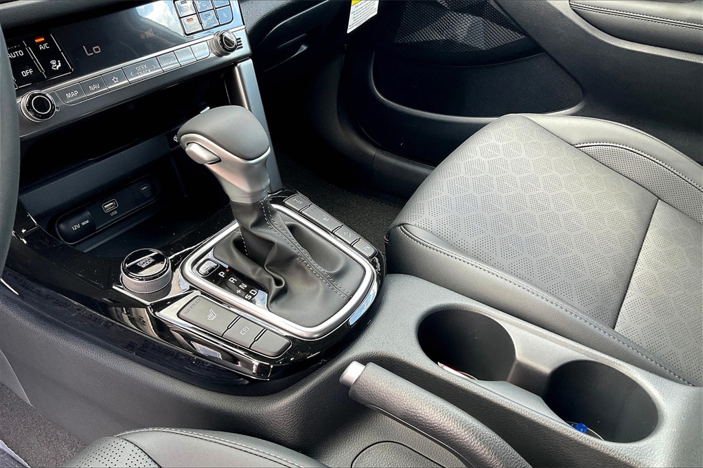 2026 Kia Seltos EX - Photo 14