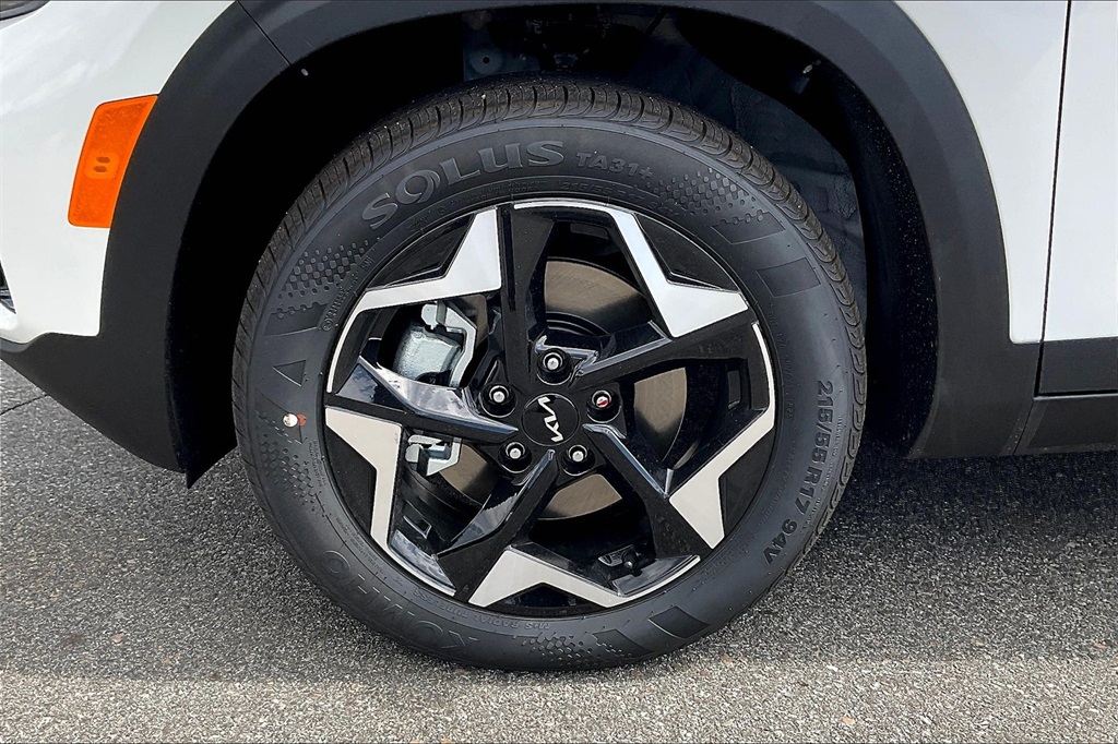 2026 Kia Seltos EX - Photo 8