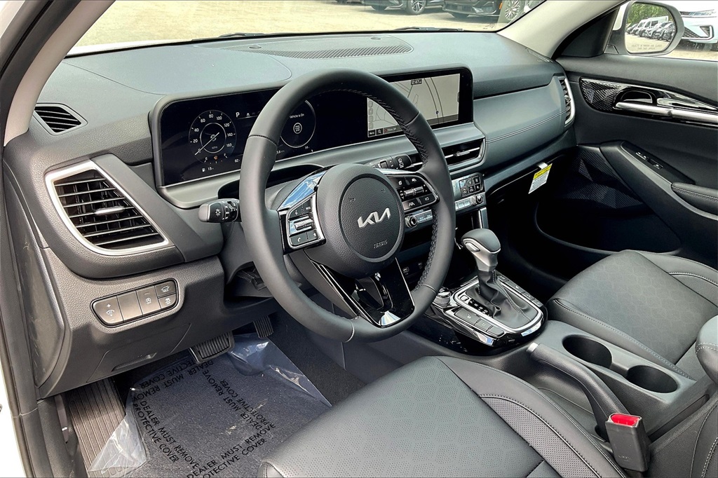 2026 Kia Seltos EX - Photo 9