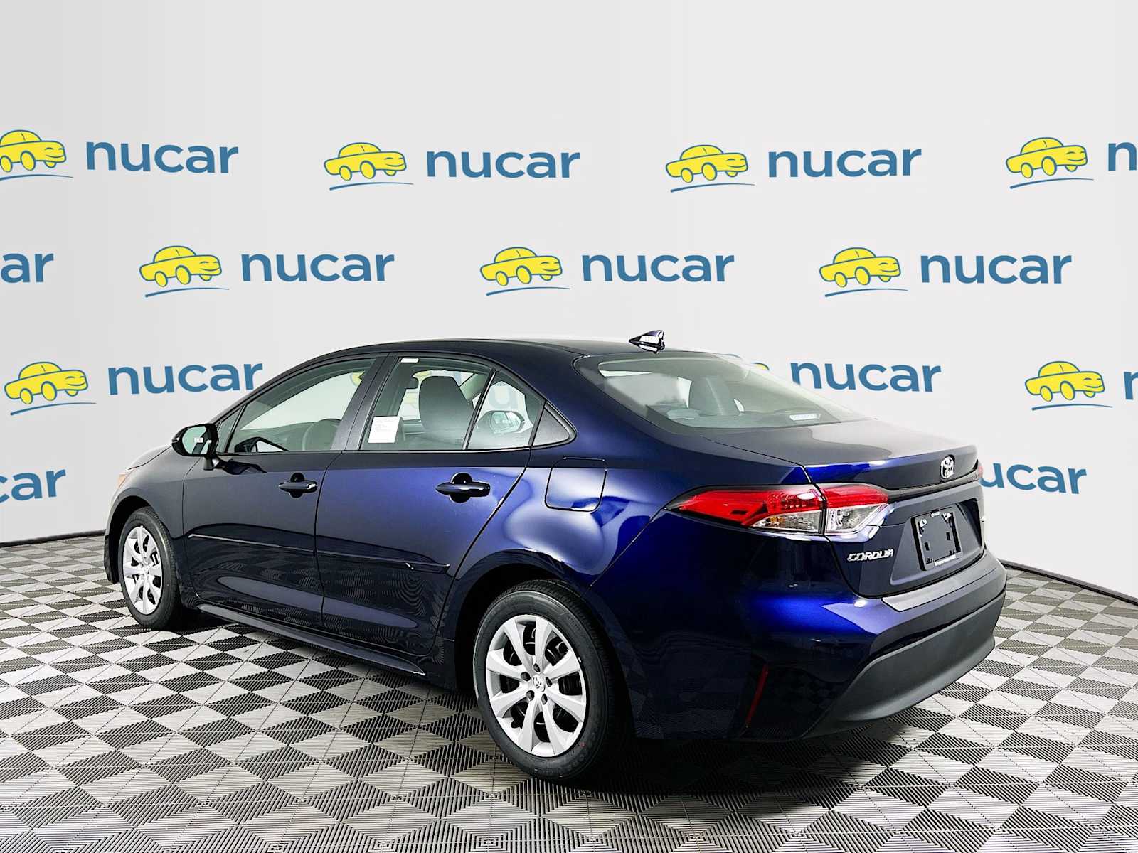 2026 Toyota Corolla LE - Photo 4